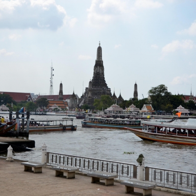 Wat Arun, Bangkok | TravelMapsGuide.com